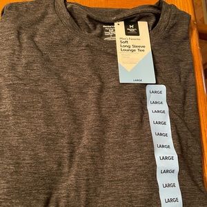 New w/tags Men’s Lounge Long Sleeve Tee